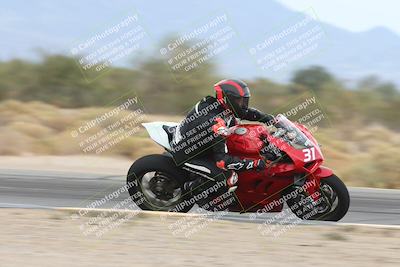 media/Nov-15-2025-Race Pace (Sat) [[8de605a2d8]]/Verified Riders/Turn 8 Inside (935am)/